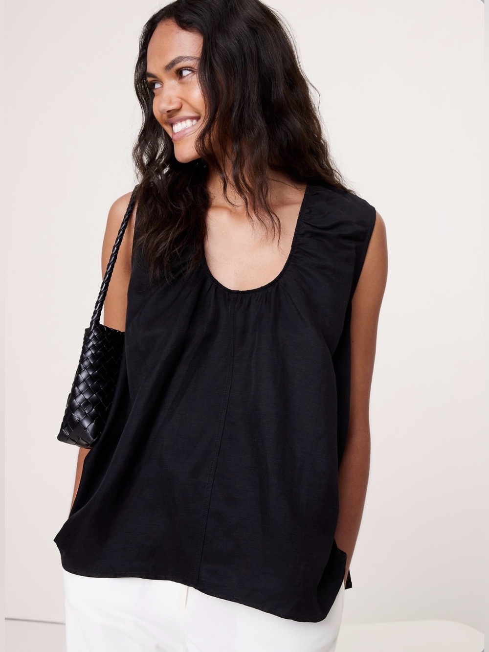 Banana Republic Scoop-Neck Tank